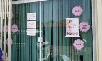 Imagem: Salão de beleza montado no bairro do Jacana