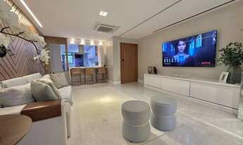 Imagem 3: Apartamento para venda com 168 metros quadrados com 4 suítes em Praia do Canto - Vitória