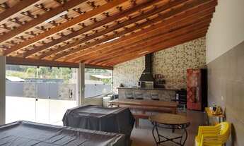 Imagem: Linda chácara no Vale das Cachoeiras