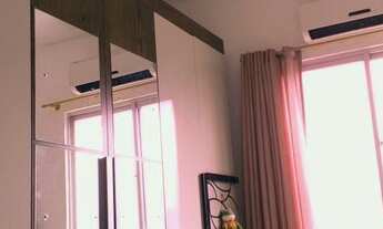 Imagem 4: Semi mobiliado! Apartamento com 2 dormitórios