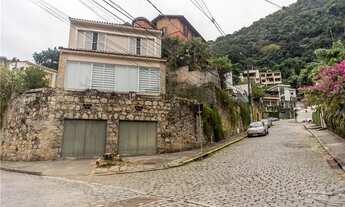 Imagem 2: Casa com 4 quartos para vender, 200m² por R$1.950.000,00 - Laranjeiras - Rio de Janeiro/RJ
