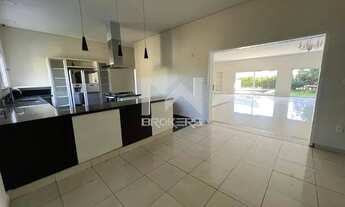 Imagem 4: Casa de alto padrão com 05 suítes para locação no Condomínio Estância Marambaia em Vinhedo