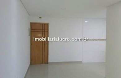 Imagem 2: 02 Vagas! Com Suíte! Com área gourmet! Excelente localização, próximo à rua Marina!