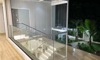 Imagem 4: Casa Duplex Toda Envidraçada em Vargem Grande