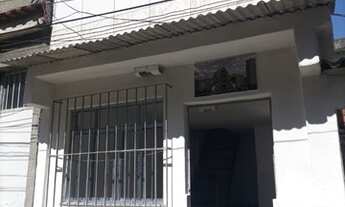 Imagem: Alugo Casa - Centro de Duque de Caxias