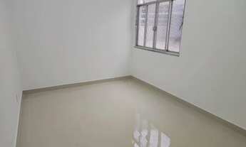 Imagem 3: Madureira Apt Localizadíssimo (Carvalho de Souza) Frente Varanda 2Qts Coz Bh box blindex