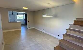 Imagem 4: O Refúgio dos Sonhos em Cotia: Casa com 2 Dormitórios, 1 Suíte e Localização Privilegiada