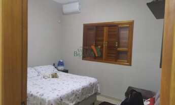 Imagem 2: Casa com 3 dormitórios à venda, 150 m² por R$ 700.000,00 - Villa Branca - Jacareí/SP