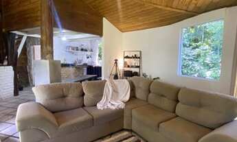 Imagem 4: Quarto grande e bem arejado