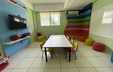 Imagem 3: ALUGO, Ap. com 3qts, sendo 1suite, no 4ºandar, SEMIMOBILIADO e CLIMATIZADO