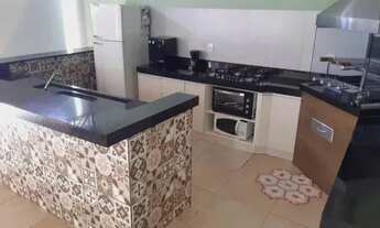 Imagem 2: Casa para venda tem 230 metros quadrados com 3 quartos em Santo Antônio - Vitória - ES