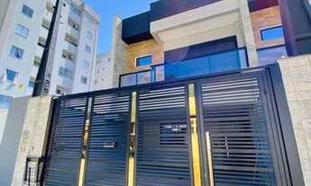 Imagem: Sobrado para venda no bairro São Francisco