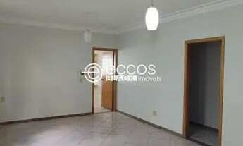 Imagem 9: Casa para aluguel, 3 quartos, 2 suítes, 3 vagas, Tabajaras - Uberlândia/MG