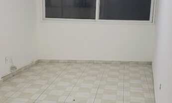 Imagem 3: Alugo Kitnet na Gloria com 21m2 Todo Reformado Pertinho Metro e Comercio Farto