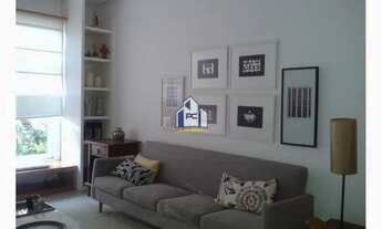 Imagem 2: Belíssima casa à venda em Santa Rosa, Niterói! Imóvel com 3 quartos, suíte e 2 vagas de ga