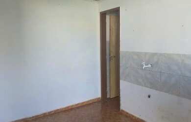 Imagem 5: Alugo casa 2 quartos fazendinha Curitiba