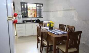 Imagem 6: Casa assobradada - 125m2 área útil - 212 m2 terreno - 4 dormitórios - 2 banheiros - 2 vaga