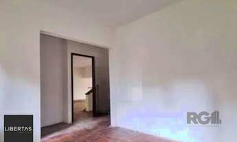 Imagem 3: Casa com 4 dormitórios e 2 vagas para alugar