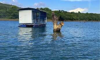Imagem 2: RANCHO NO LAGO CORUMBA 3 $280.000 PORTEIRA FECHADA COM LANCHA E FLUTUANTE INCLUSO