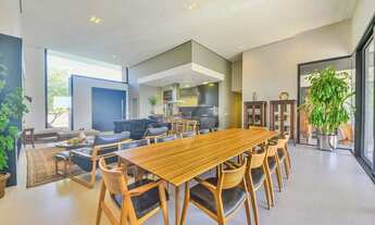 Imagem: Casa no Terra Ville com 4 suítes, piscina