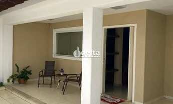 Imagem: Casa disponível para venda no bairro Cidade