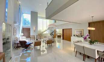 Imagem 5: Casa à venda no condomínio Arara Azul, 4 suítes por R$ 2.790.000