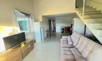 Imagem 4: Casa à venda com piscina a poucos metros da praia!