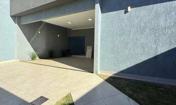 Imagem 4: CASA COM LOTE GRANDE