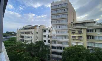 Imagem 6: Posto 6!! Salão, legítimo 3 quartos e 2 vagas de garagem na escritura! 180m²