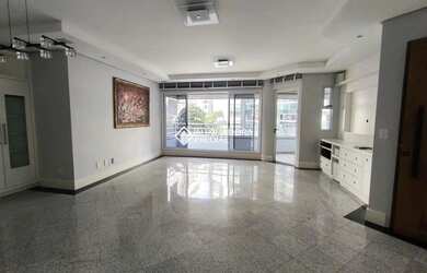 Imagem 4: Apartamento para Aluguel no Centro: 3 Dormitórios, Suíte com Closet, Sacada e 2 Vagas