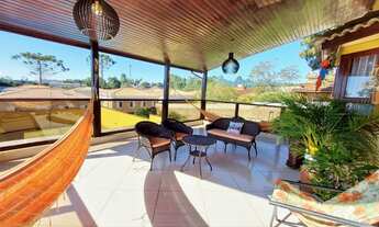 Imagem 2: Belissima Casa com 3 Suites, 1 master e área de lazer maravilhosa na Granja Viana. Venha v