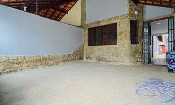 Imagem 2: Casa terréa de 03 dorm, 01 suíte, espaço gourmet nos fundos - Maracanã - Praia Grande/SP