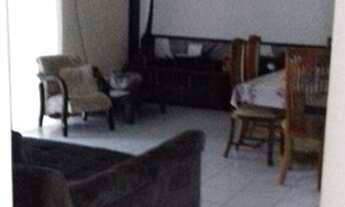 Imagem 5: Excelente casa com 2 lotes com 3 dormitórios sendo 2 suítes e uma máster com Hidro área g