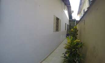 Imagem 5: Casa para venda com 2 quartos, suíte, garagem coberta, no Jardim Castanheiras