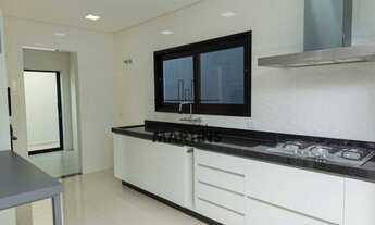 Imagem 5: Casa para venda tem 340 metros quadrados com 3 quartos em Residencial Villa Lobos - Bauru