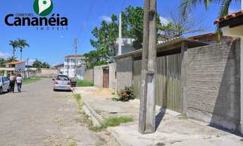 Imagem 4: Terreno murado no bairro Retiro das Caravelas