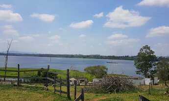 Imagem 3: Sitio com excelente localização e topografia; frente para a represa