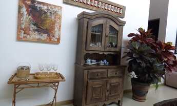 Imagem 4: Casa de condomínio sobrado para venda possui 234 metros quadrados com 4 quartos