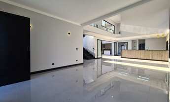 Imagem 6: Linda Casa no Urbanova!!! 4 Suítes!!! Monte Carlo!!