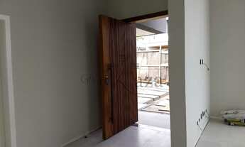 Imagem 7: Casa de condomínio para venda possui 235 metros quadrados com 3 quartos