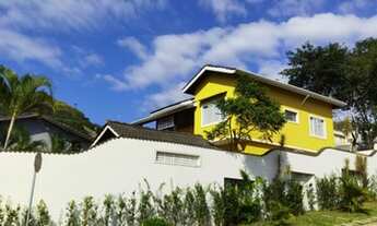 Imagem 3: Sobrado para venda possui 210 m²com 4 quartos em Jardim Maristela - Atibaia - SP