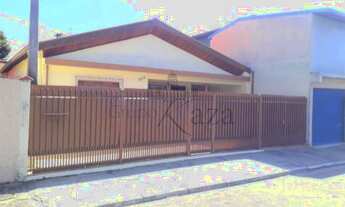 Imagem: Casa Térrea a venda, 3 quartos (1 suíte)