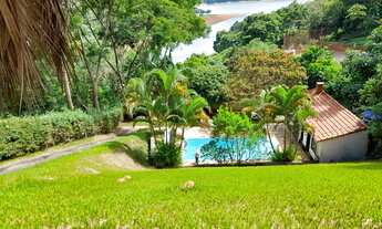 Imagem: Chácara pé na água