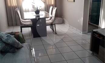 Imagem 4: 02 Dormitórios, Suíte, e mais 01 Suíte na Área de Serviço, Canal 7 Ponta da Praia, Santos