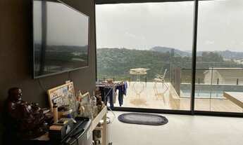 Imagem 2: Casa de condomínio para venda possui 400 m2 com 4 suites , nova , projeto moderno