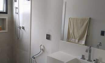 Imagem 7: Casa de condomínio sobrado para venda tem 305 metros quadrados com 3 quartos