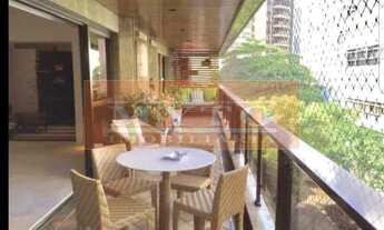 Imagem: PRÉDIO DE ALTO PADRÃO COM VARANDA, 4 QUARTOS