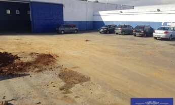 Imagem 4: Excelente galpão 750m² (área livre) + estacionamento + refeitório etc