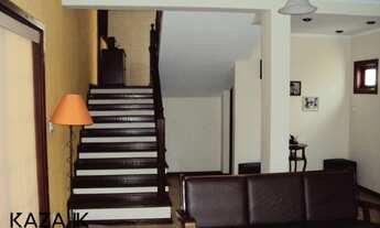 Imagem 2: LINDA CASA NO CAXAMBU VALE AZUL . 3 DORMS. 1 SUITE COM HIDROMASSAGEM