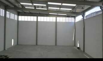 Imagem 2: Galpão/Depósito/Armazém para aluguel possui 750 metros quadrados